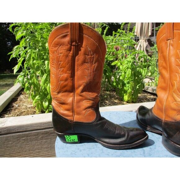 VINTAGE Tony Lama Cowboy Boots Men 9 B Narrow Brown Leather Pointed Toe West USA - Picture 8 of 14